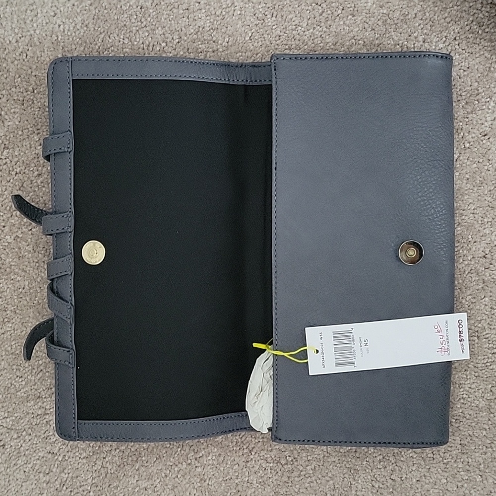 BCBGeneration clutch - Picture 3 of 3